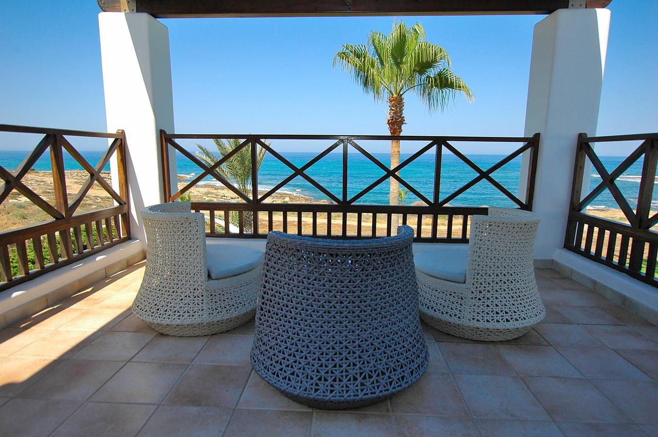 Paphos Kymmates Beach Front Villas מראה חיצוני תמונה