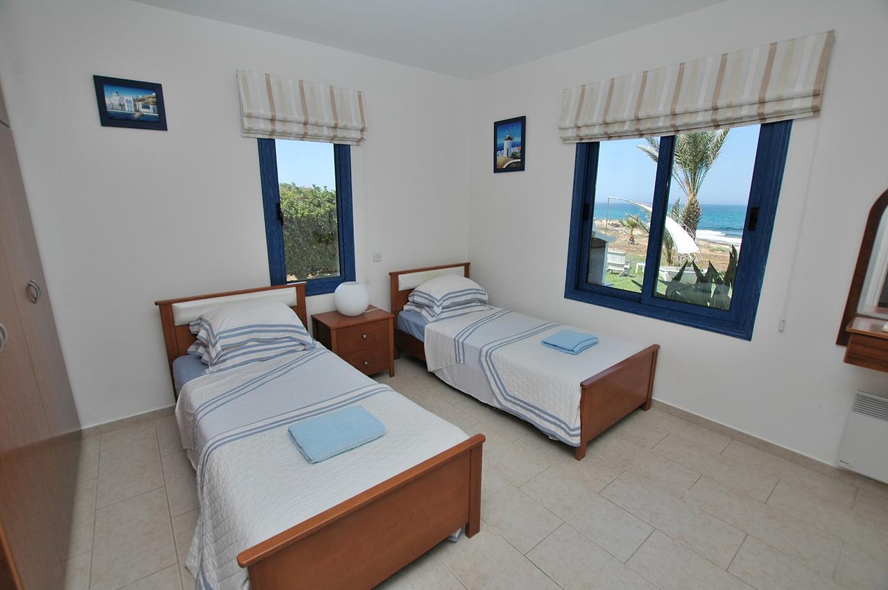 Paphos Kymmates Beach Front Villas מראה חיצוני תמונה